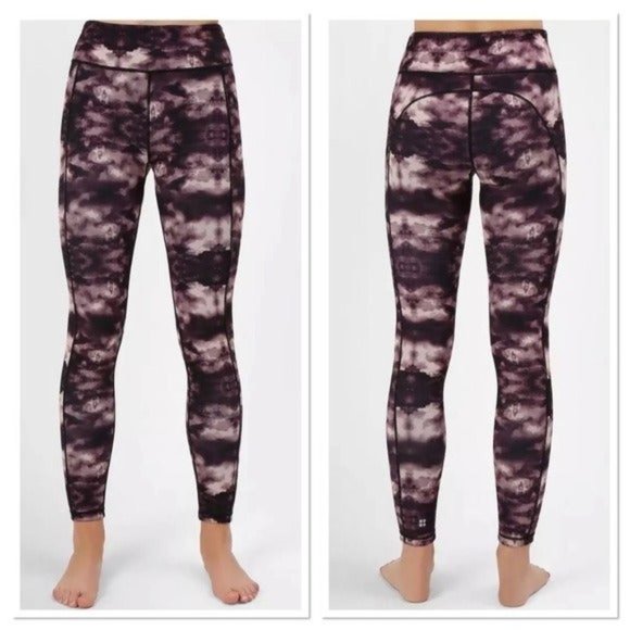 Sweaty Betty Reversible Yoga Leggings - aubergine london print - Picture 1 of 8